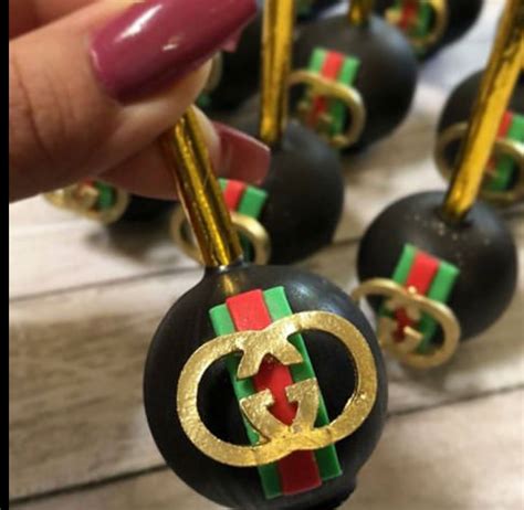 gucci cake pops|gucci cake designs.